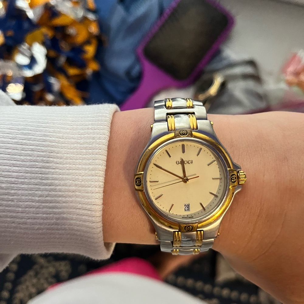 Gucci watch